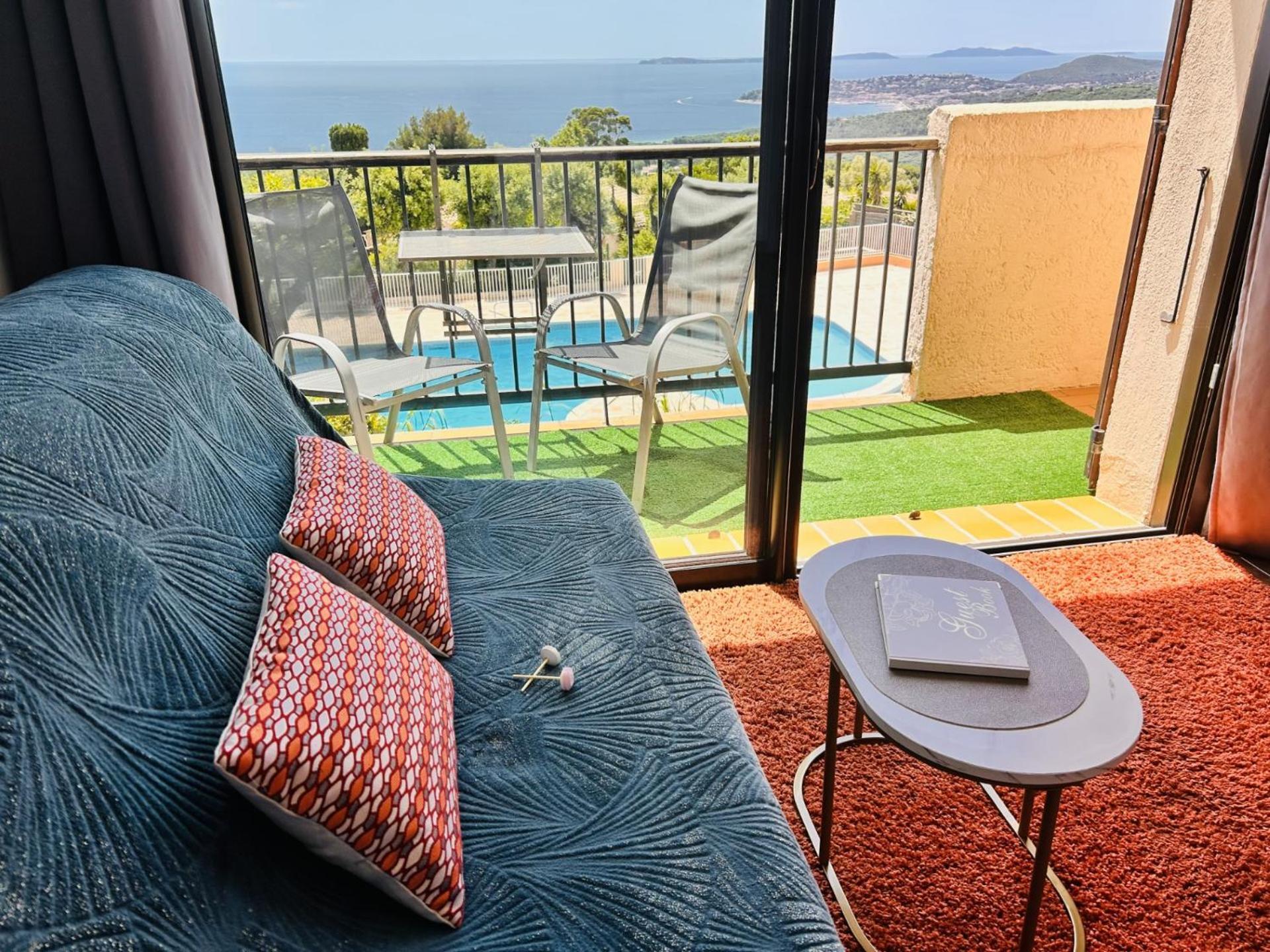 Pool House Vue A 180° - Sea View- Wifi